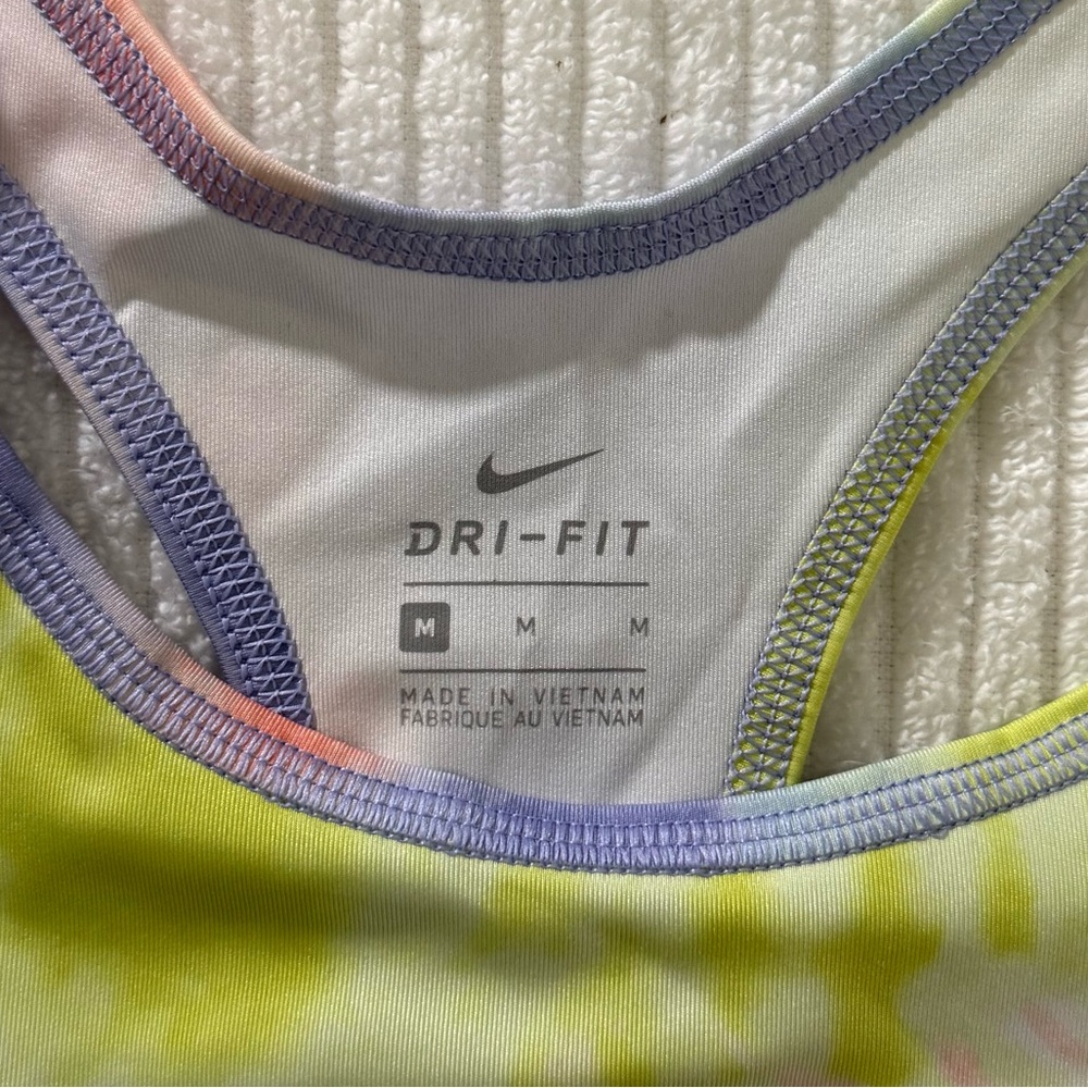 NWOT Nike Dri-Fit Tie-Dye Sports Bra Size M - Picture 4 of 4